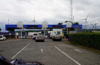 Der Check-in für die Rotterdam-Hull-Fähre