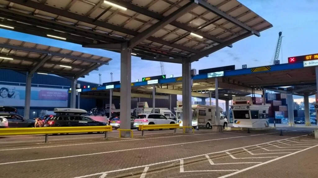 Check-in im Hafen von Portsmouth