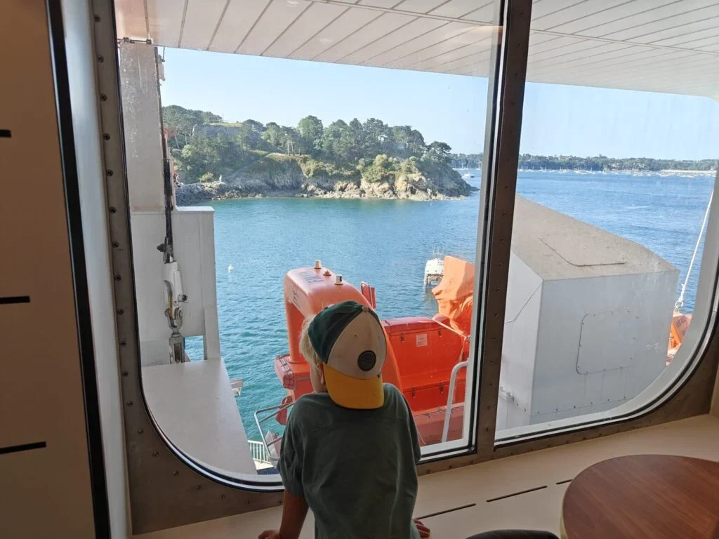 Fähre Portsmouth – Saint-Malo: an Bord der Fähre