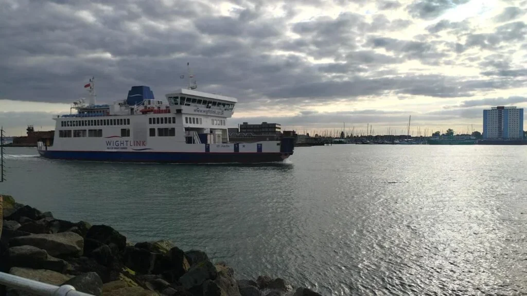 St Faith – eine weitere Fähre von Wightlink im Hafen von Portsmouth