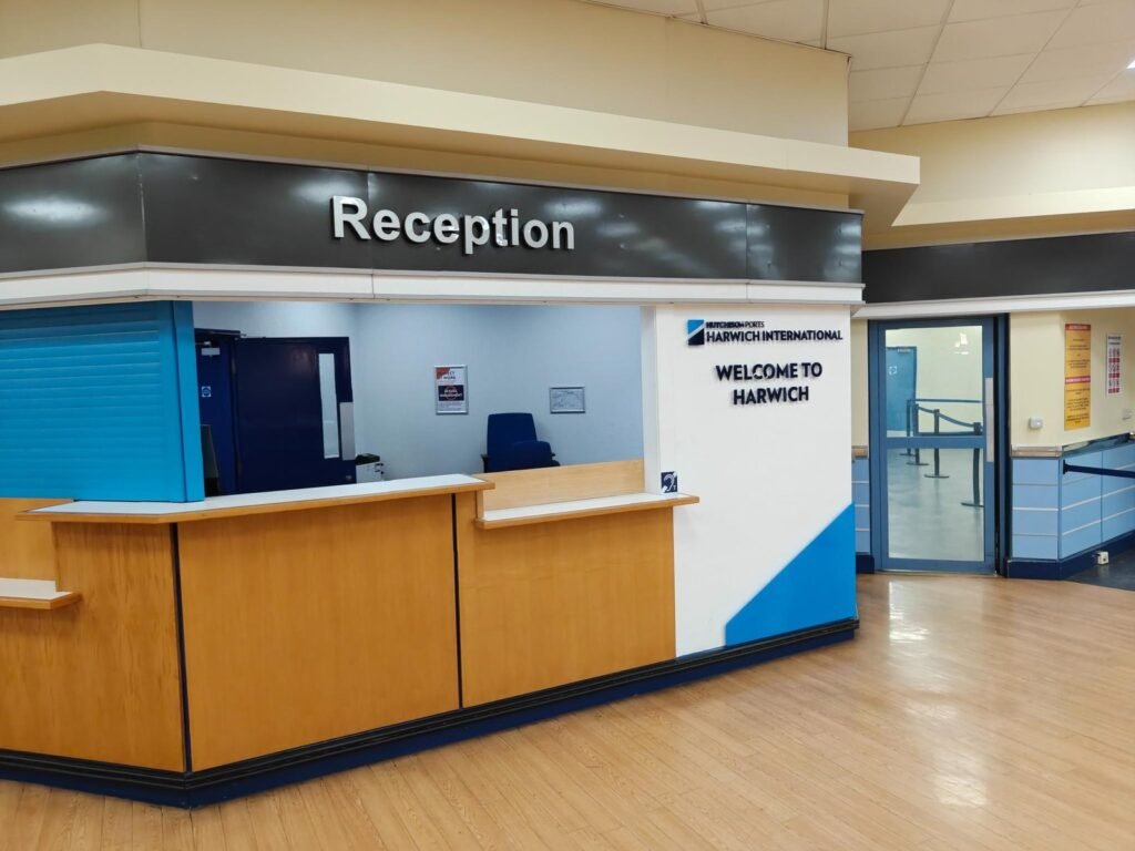 Empfangsbereich in Harwich International