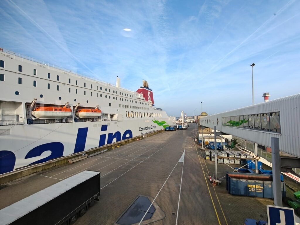 Stena Hollandica im Hafen von Hoek van Holland