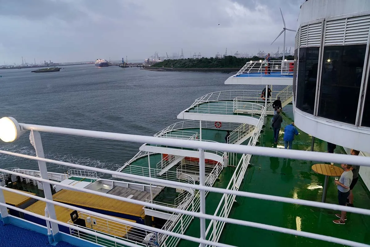 Das Achterdeck der Pride of Hull bei der Abfahrt aus Rotterdam
